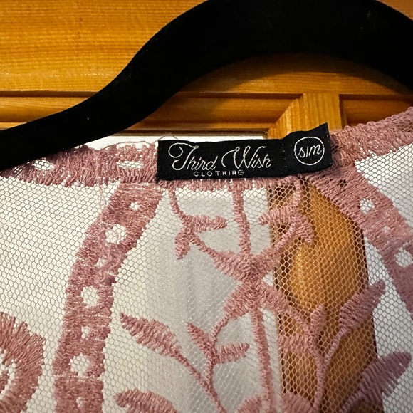 Pink Lace Kimono - Picture 2 of 2